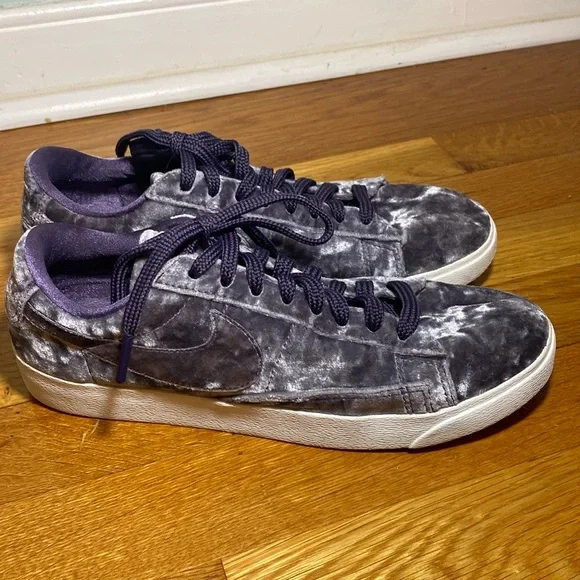 Nike Blazer Low LX Dark Raisin